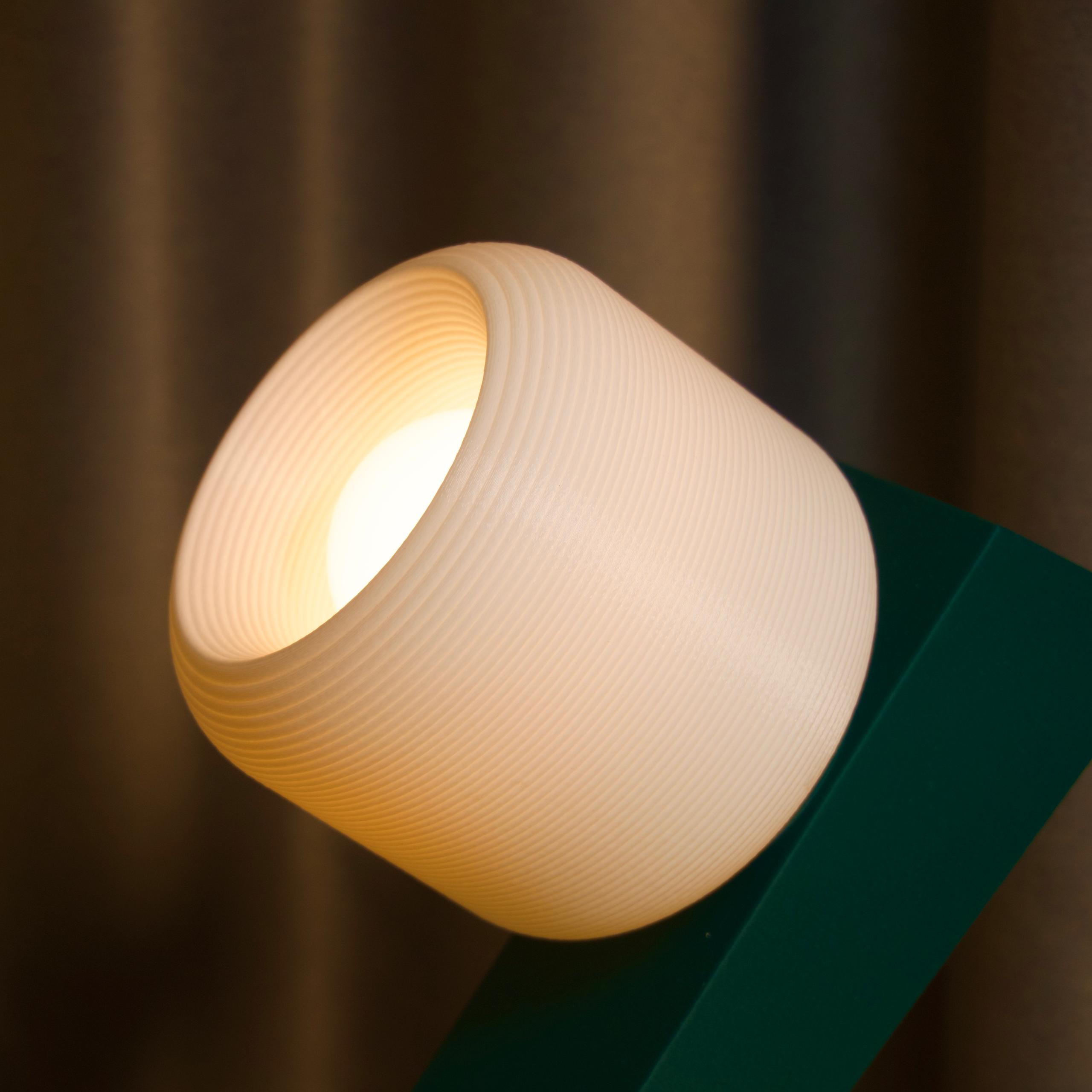 Bloom Table Light