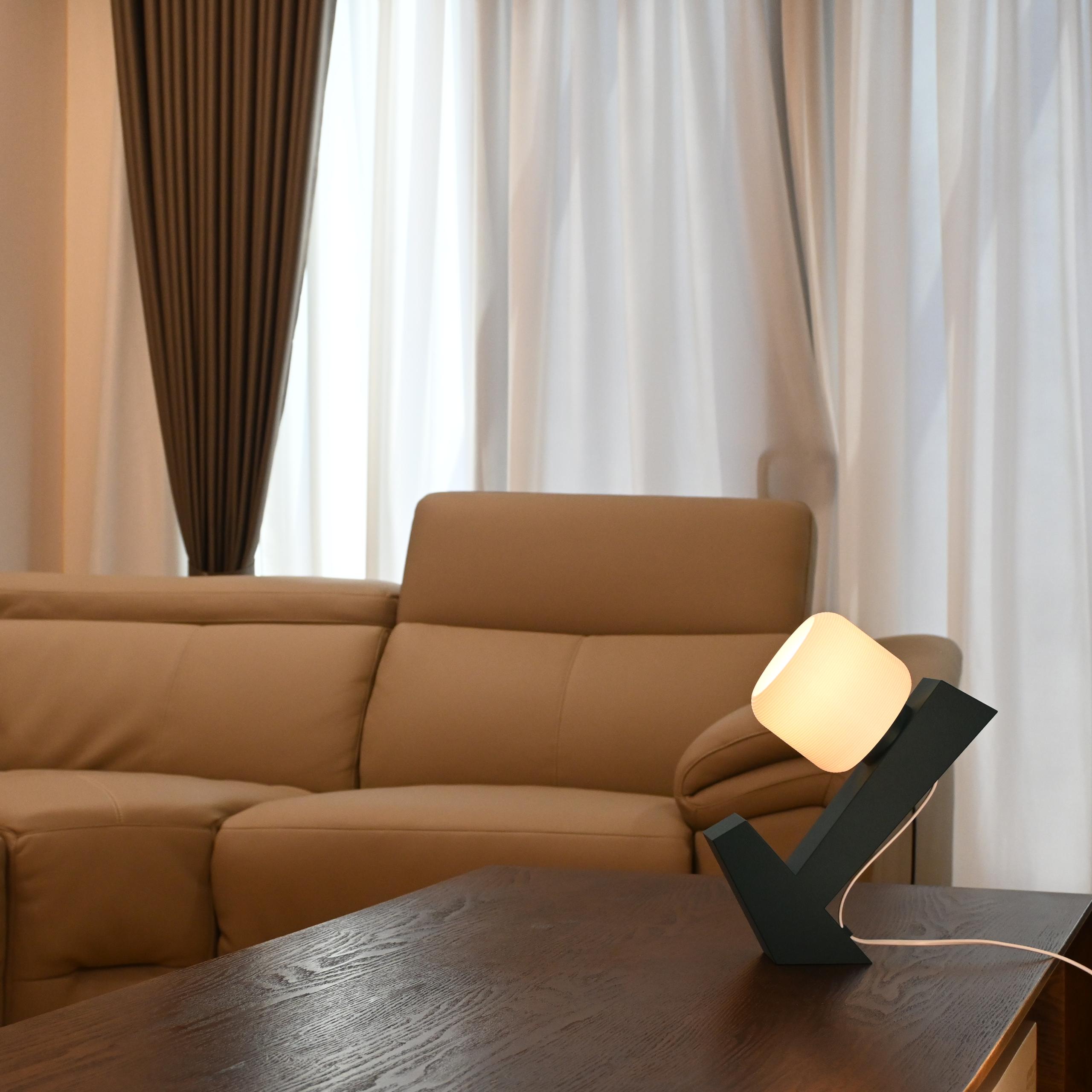 Bloom Table Light