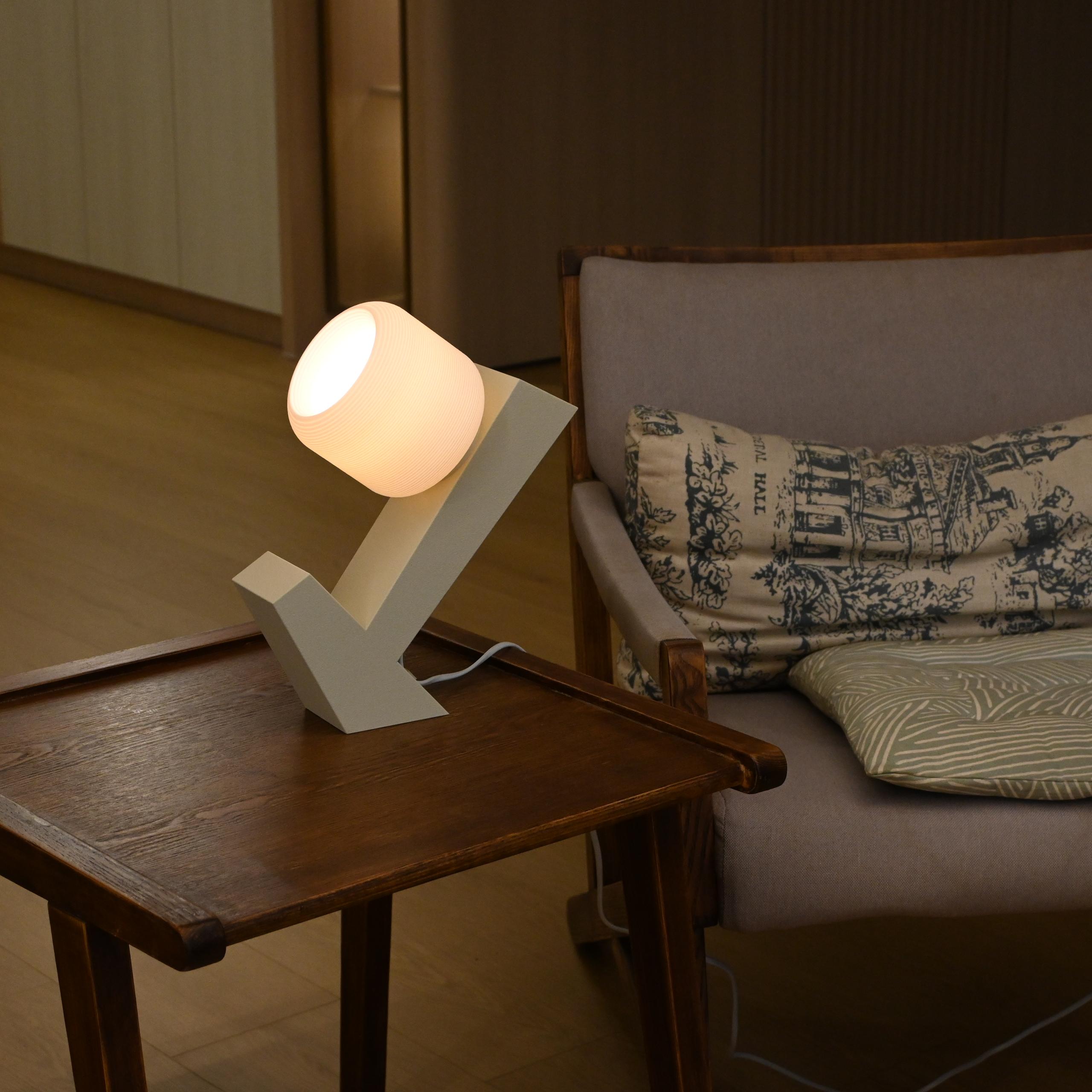 Bloom Table Light